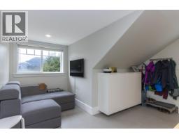 1003 Ash Place, Squamish, BC V8B0W2 Photo 24