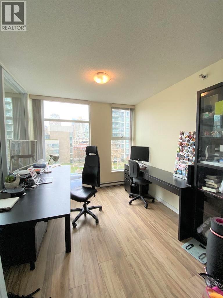 802 1009 EXPO BOULEVARD, Vancouver — photo 3