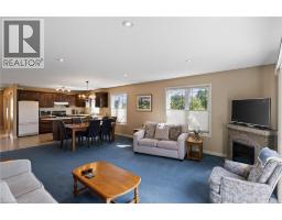 2 Millcroft Drive, Simcoe, ON N3Y5M9 Photo 17