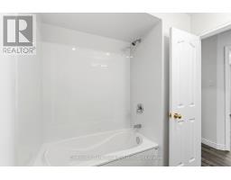 Bedroom 2 - 30 Catharine Crescent, Bracebridge), ON P1L1B1 Photo 20
