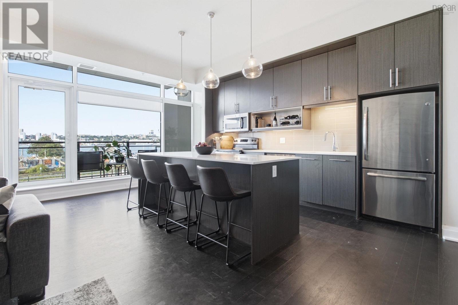 113 25 Alderney Drive, Dartmouth — photo 3