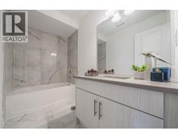 11 Davinci Boulevard, Hamilton, ON L9B1B7 Photo 24