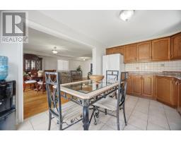 30 Maple Beach Crescent, Brampton, ON L7A2T8 Photo 15