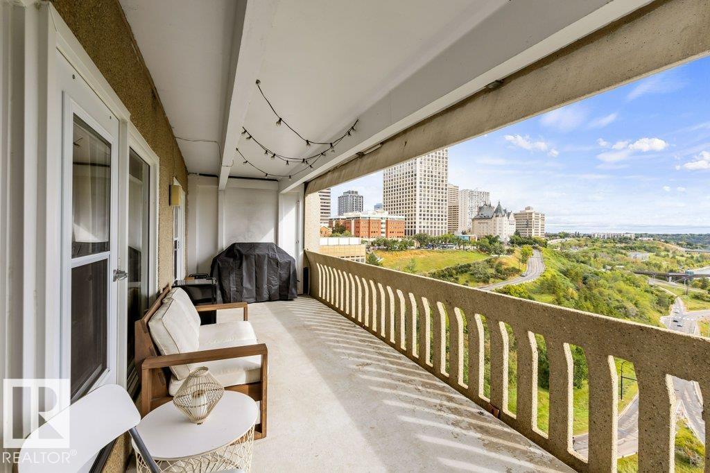 #1702 9918 101 ST NW - 16