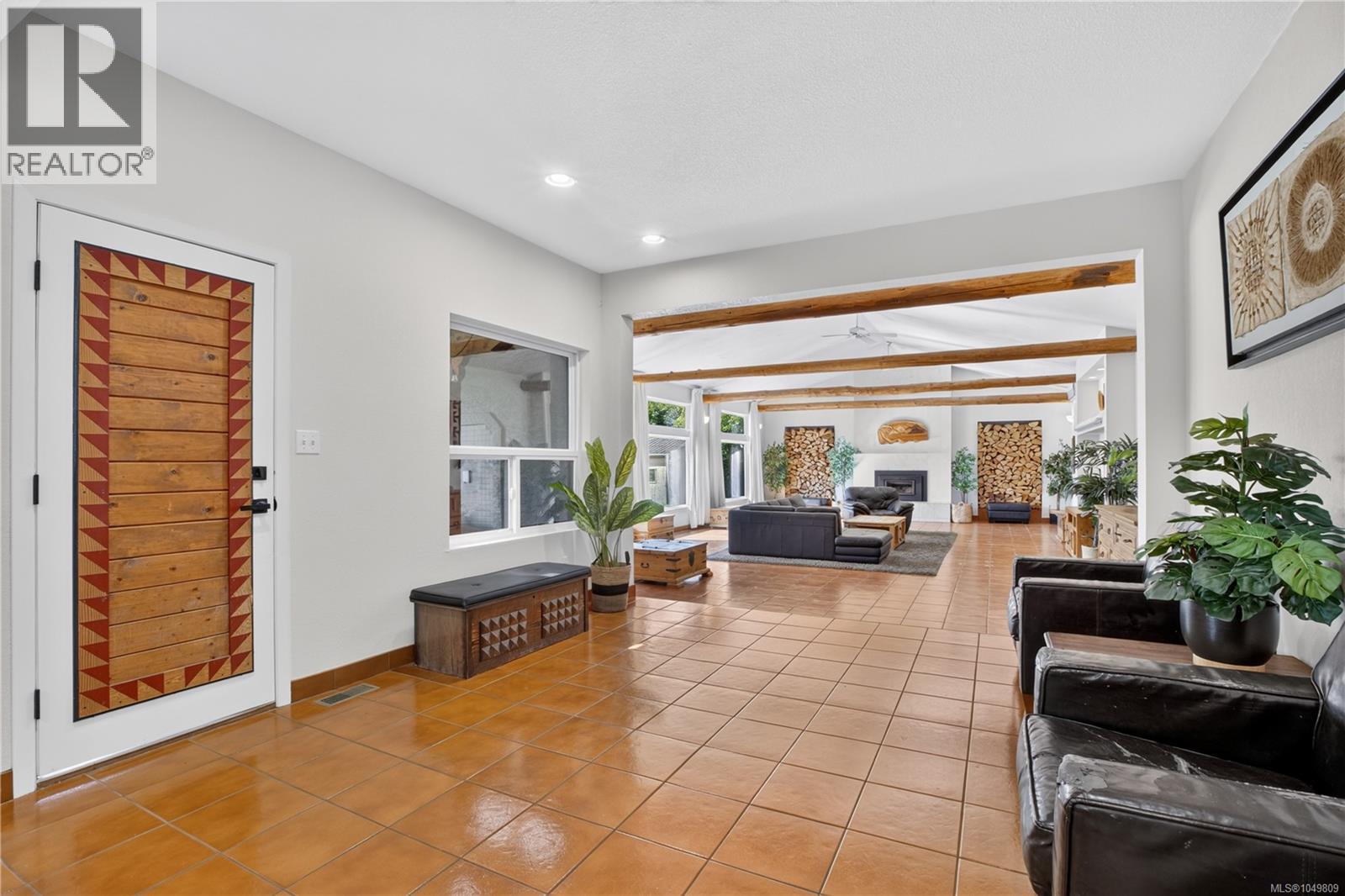 5225 Island Hwy N, Courtenay