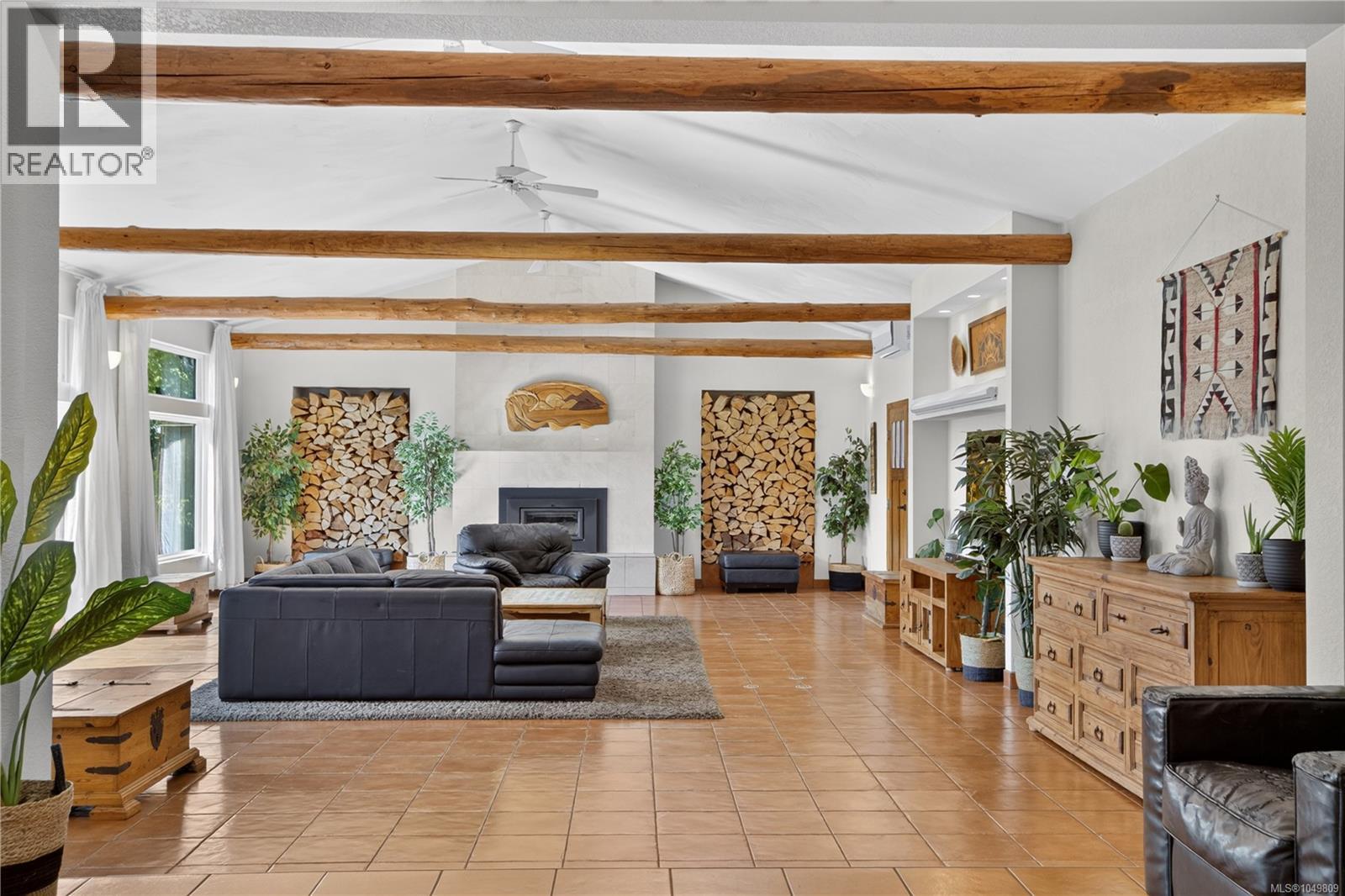 5225 Island Hwy N, Courtenay