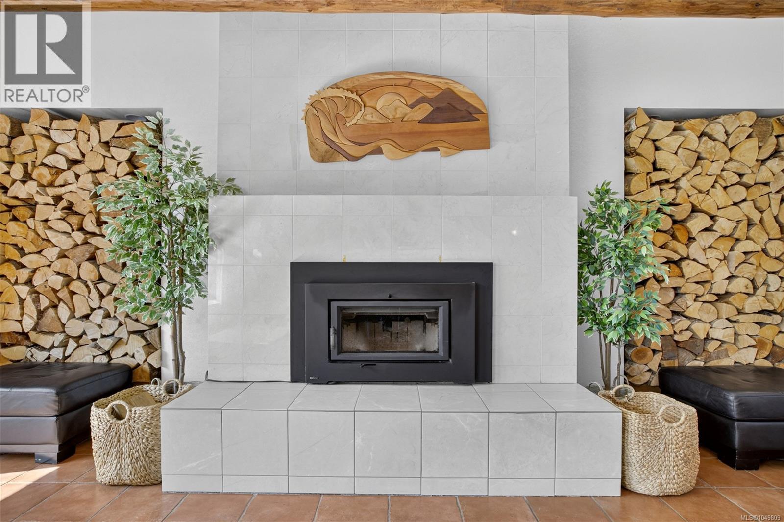 5225 Island Hwy N, Courtenay