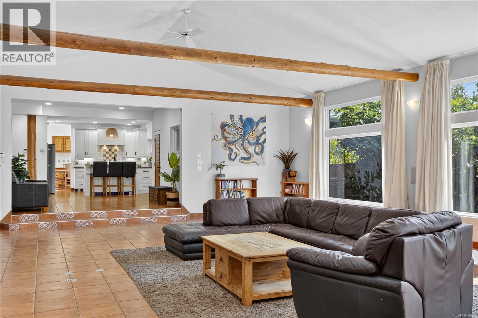 5225 Island Hwy N, Courtenay