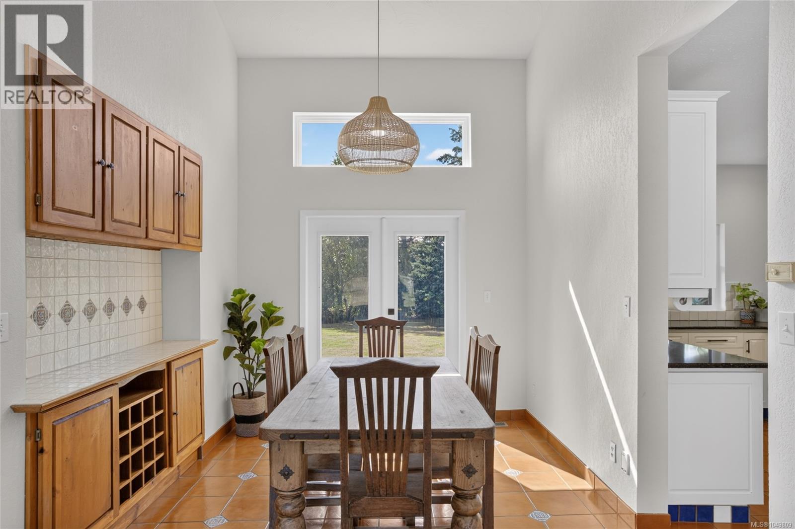 5225 Island Hwy N, Courtenay