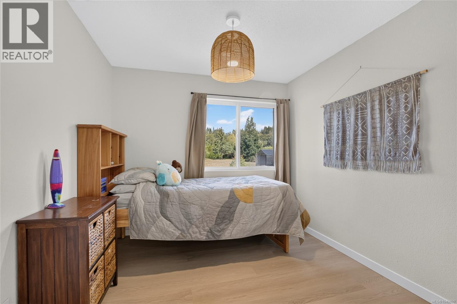 5225 Island Hwy N, Courtenay