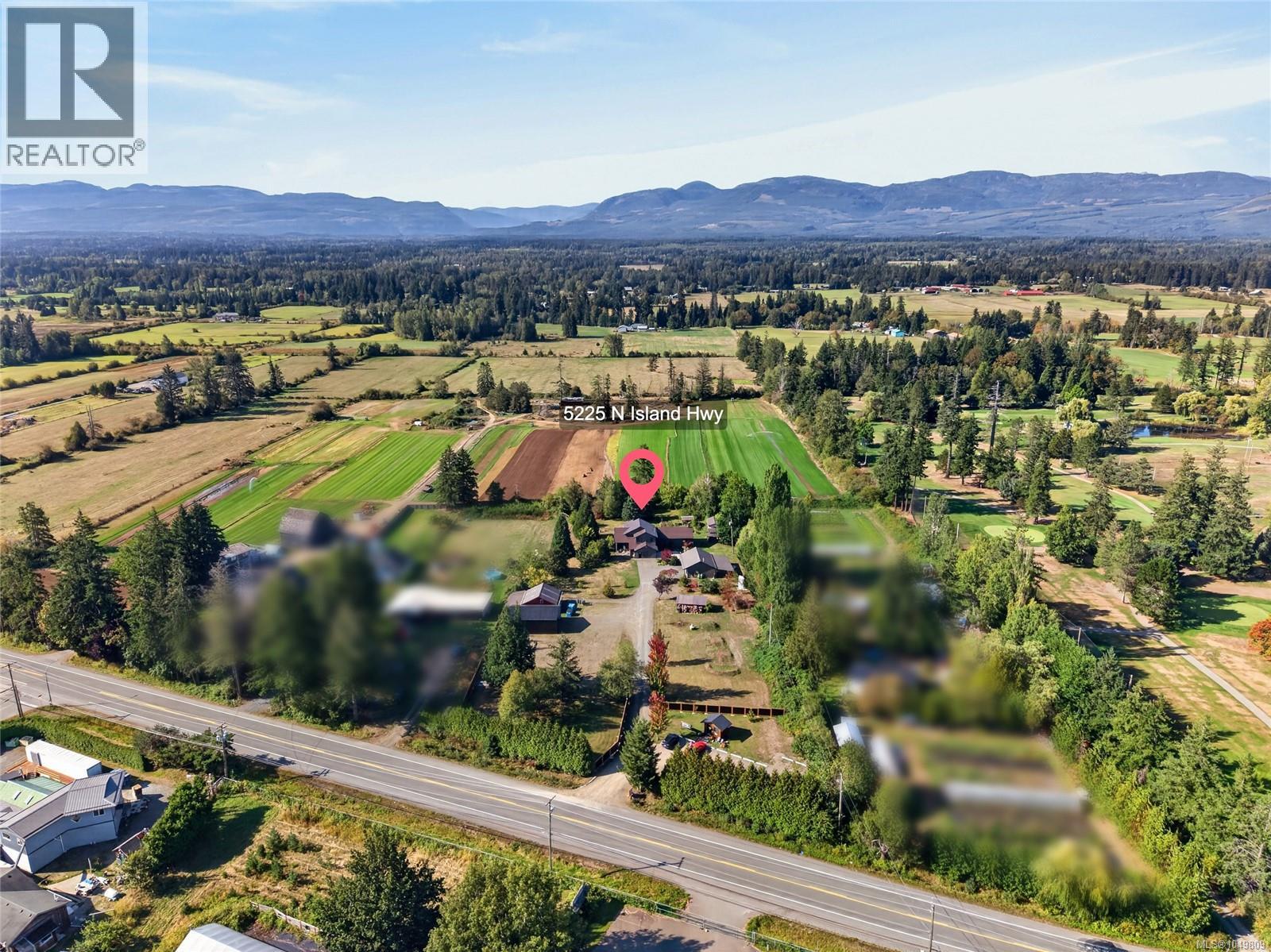 5225 Island Hwy N, Courtenay