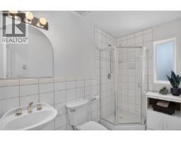 5225 Island Hwy N, Courtenay, BC V9J1S7 Photo 45