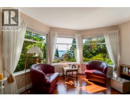 806 Hummingbird Lane, Bowen Island, BC V0N1G1 Photo 19