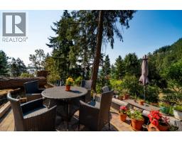 806 Hummingbird Lane, Bowen Island, BC V0N1G1 Photo 8