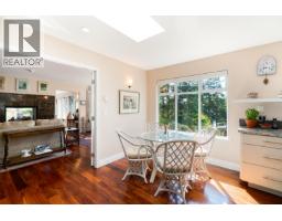 806 Hummingbird Lane, Bowen Island, BC V0N1G1 Photo 23