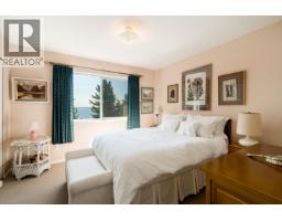 806 Hummingbird Lane, Bowen Island, BC V0N1G1 Photo 27