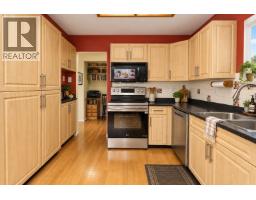 406 1215 Lansdowne Drive, Coquitlam, BC V3E2P2 Photo 10