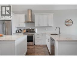 721 Timberline Dr, Campbell River, BC V9H0A3 Photo 12