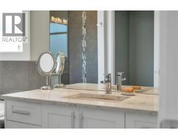 721 Timberline Dr, Campbell River, BC V9H0A3 Photo 32