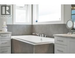 721 Timberline Dr, Campbell River, BC V9H0A3 Photo 31