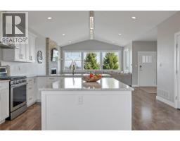 721 Timberline Dr, Campbell River, BC V9H0A3 Photo 17