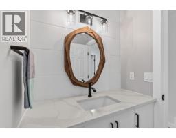 2942 Mcallister Road, West Kelowna, BC V4T1G8 Photo 31