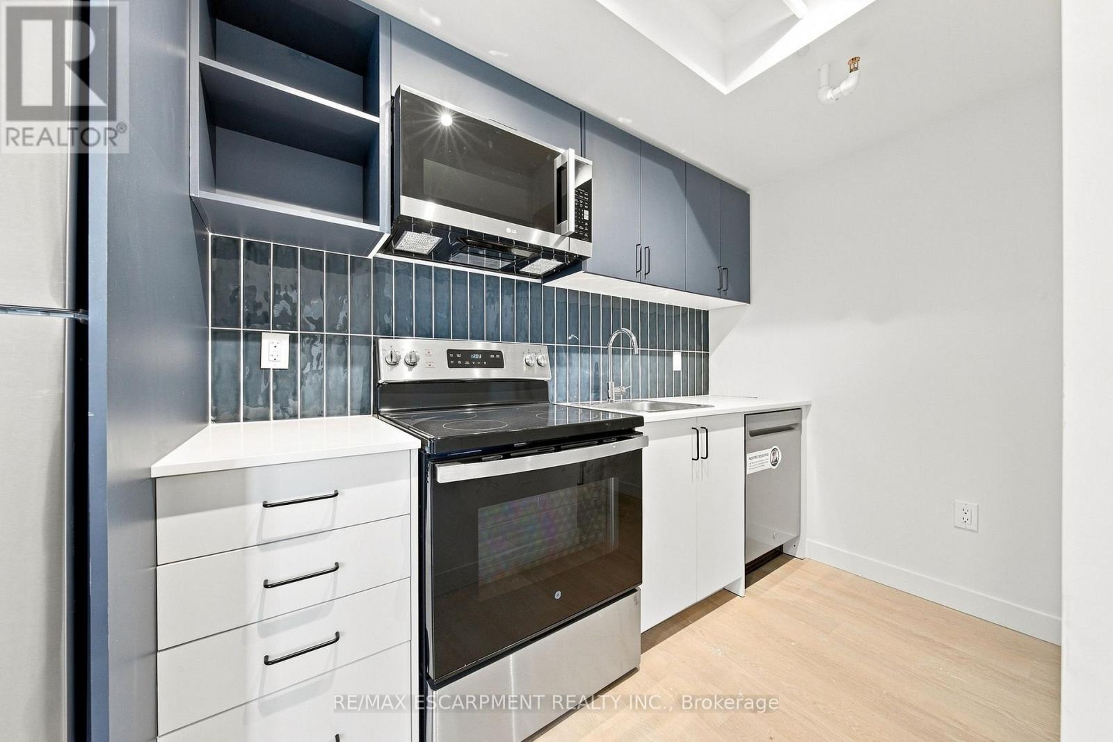 224 - 325 JAMES STREET S, Hamilton (Corktown)