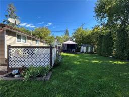 25 Holly Street, Pine Falls, MB R0E1M0 Photo 9