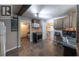 5620 49 Avenue, Lloydminster, SK S9V0E5 Photo 9