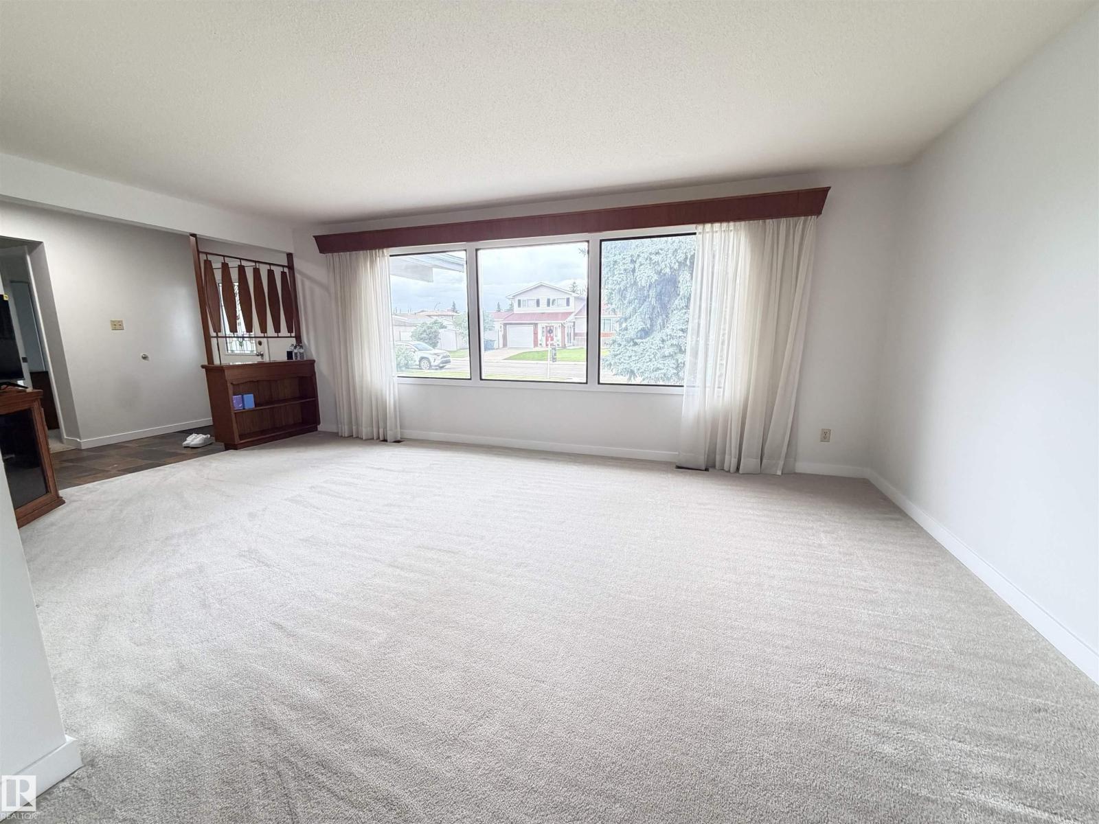 7011 141 Avenue NW NW NW, Edmonton — photo 6