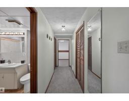 7011 141 Avenue Nw Nw Nw, Edmonton, AB T5C2M9 Photo 19