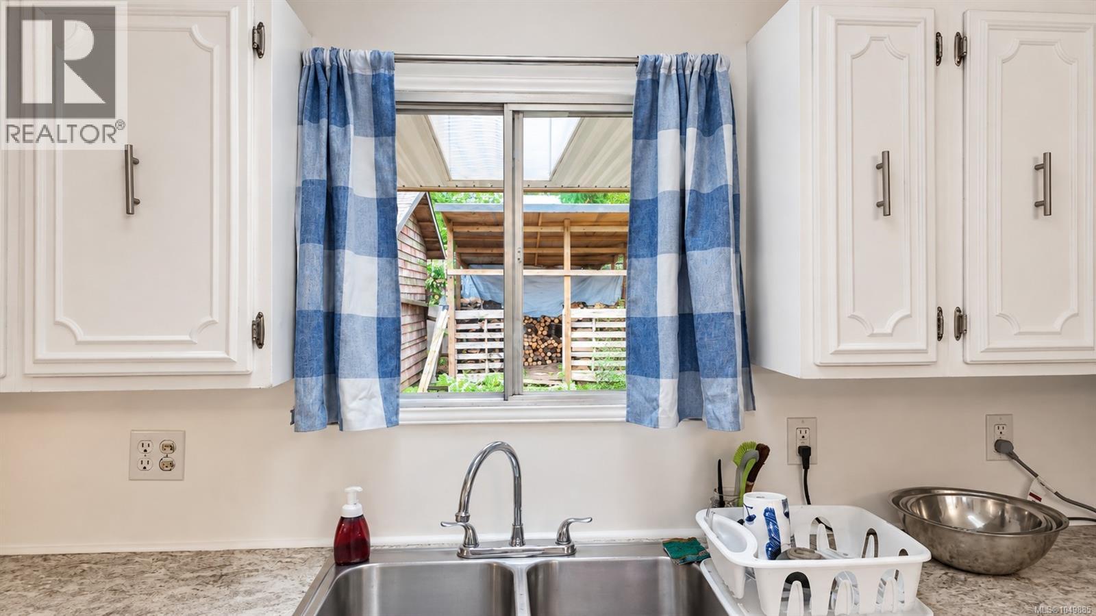 3897 Searidge Pl, Campbell River — photo 5