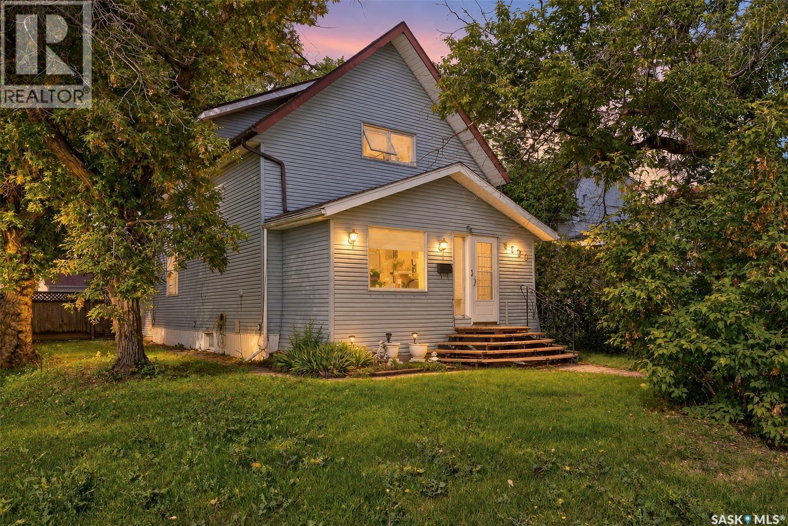 1120 Algoma AVENUE, Moose Jaw — photo 2