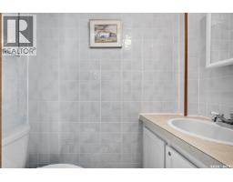 1120 Algoma Avenue, Moose Jaw, SK S6H3Z6 Photo 24