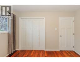 5015 58 Street, Camrose, AB T4V2G7 Photo 13