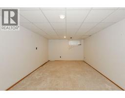 5015 58 Street, Camrose, AB T4V2G7 Photo 23