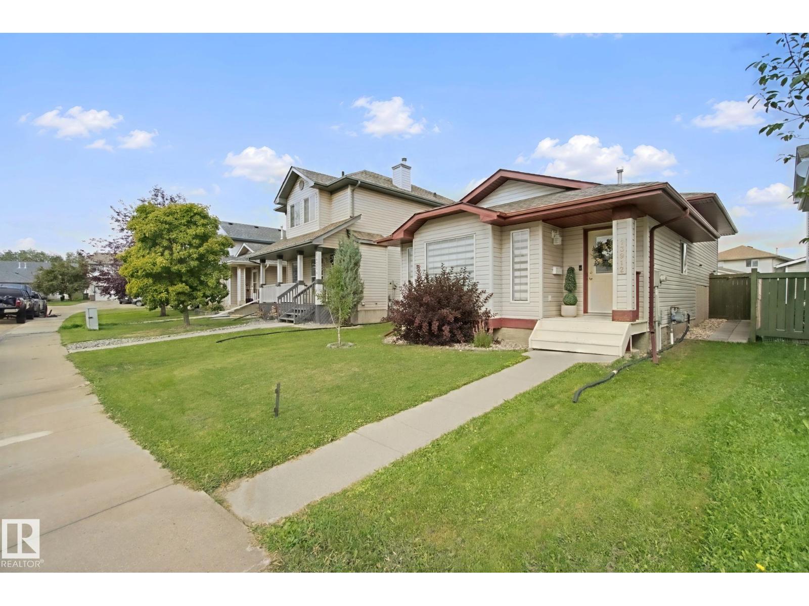 13912 156 AV NW - 3