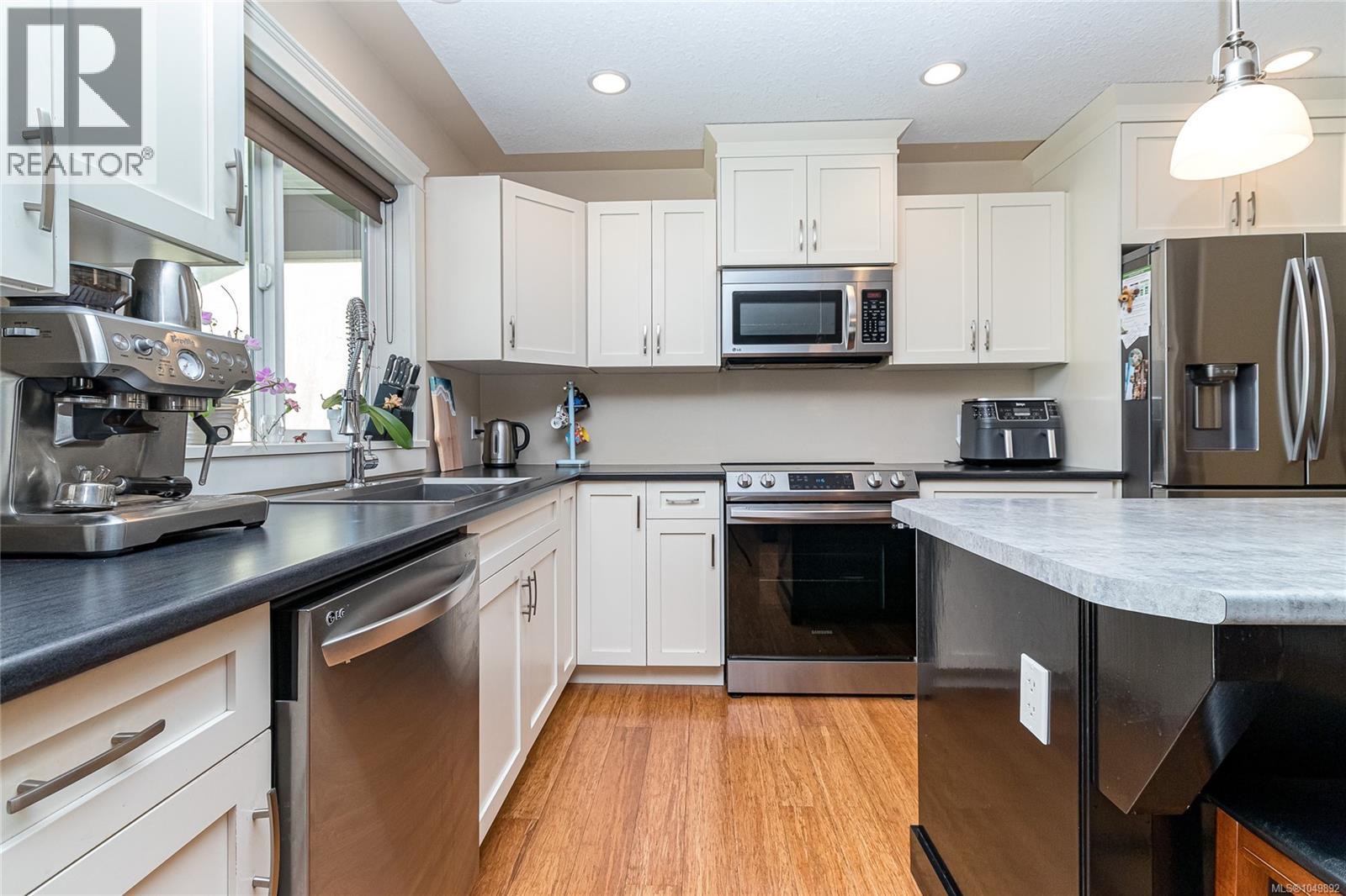 9611 Askew Creek Dr - Image 24