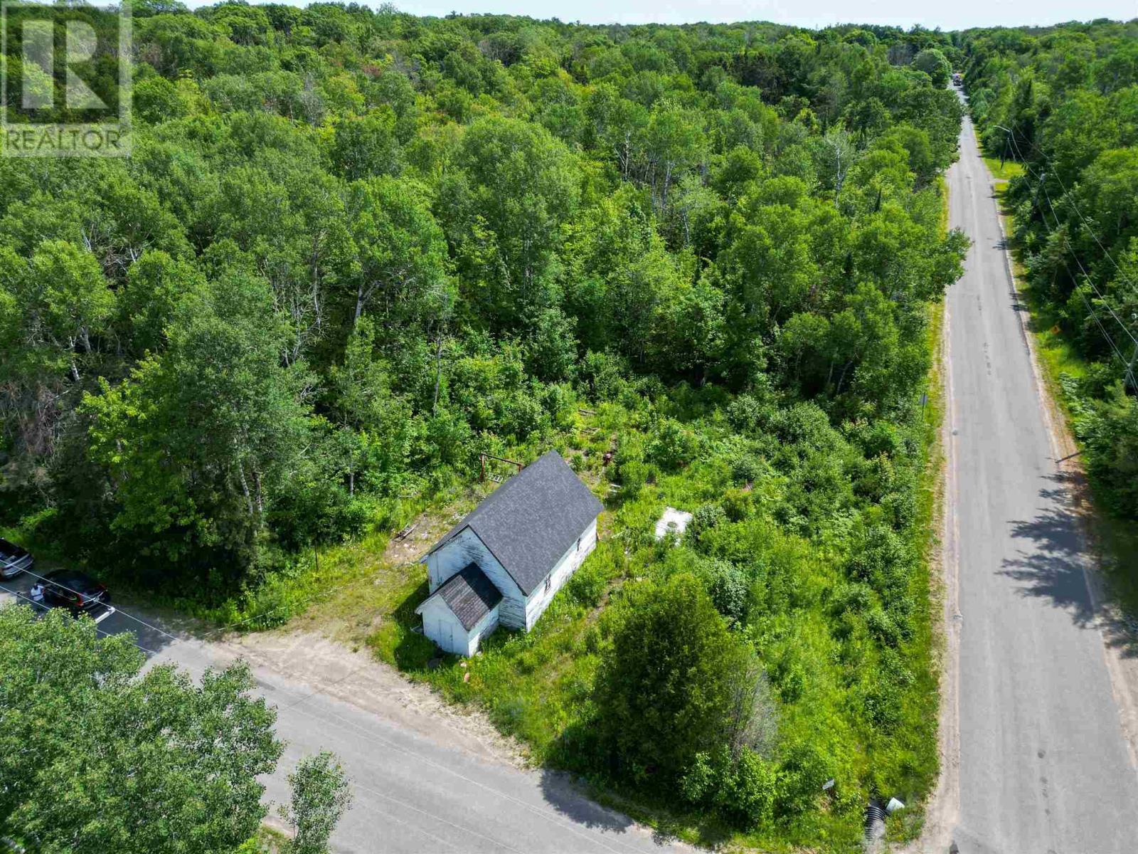 6 Leisure Bay, Blind River — photo 2