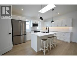 3pc Ensuite bath - 12204 Westside Road Unit# 200, Vernon, BC V1H2A4 Photo 7