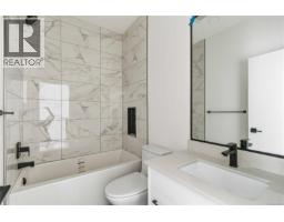 1075 Brown Rd, Langford, BC V9C0H3 Photo 16