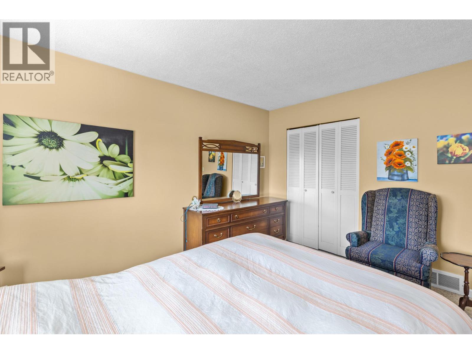 5284 Tailyour Lane, Peachland