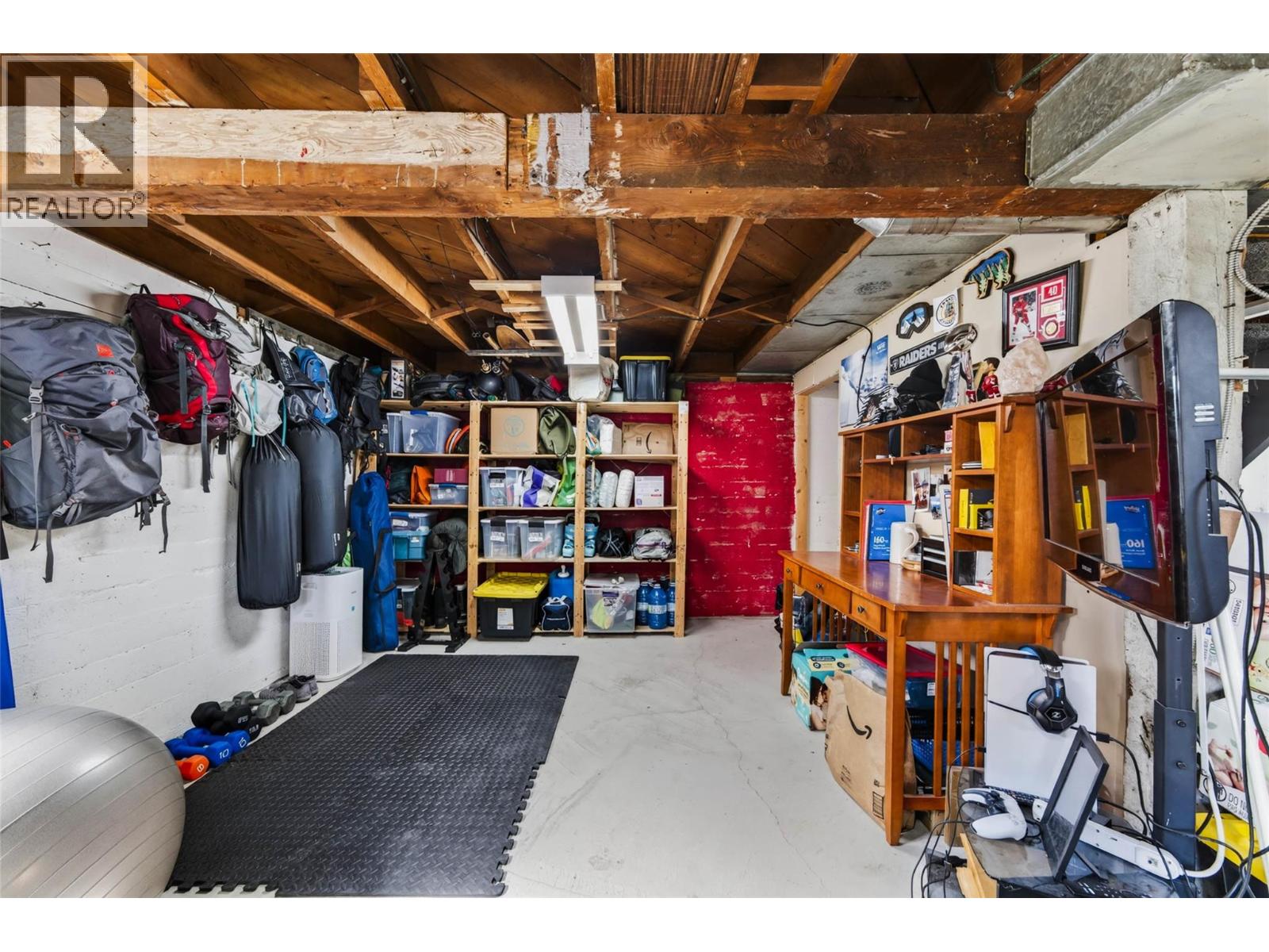 660 Dickens Street - 41