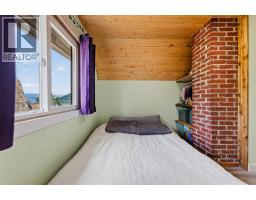 660 Dickens Street, Warfield, BC V1R2B6 Photo 36