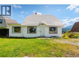 660 Dickens Street, Warfield, BC V1R2B6 Photo 63