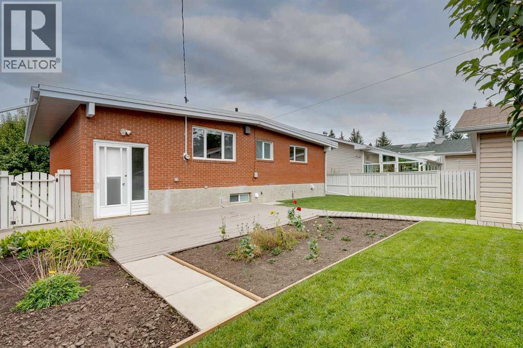3324 Copithorne Road NW - photo 42