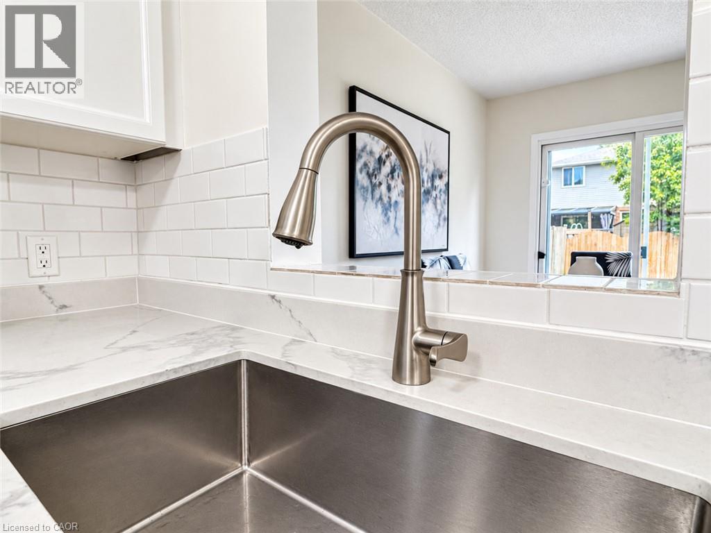 608 ROYAL FERN Street - Image 8