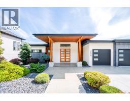  2559 Crown Crest Drive, West Kelowna