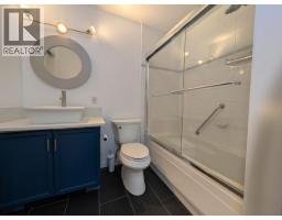 305-4580 Joyce Ave, Powell River, BC V8A3A9 Photo 25