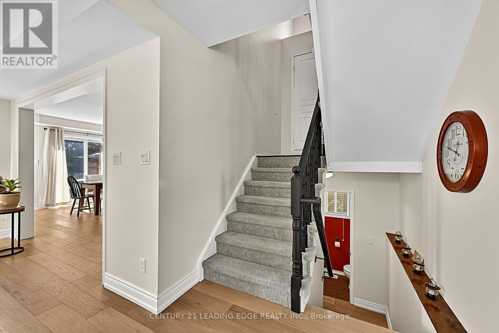 30 BOLSTER LANE - Image 18